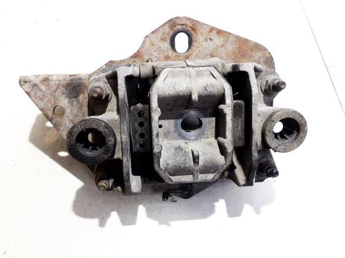 Used Engine mount Engine mount FORD MONDEO III (B5Y) 2.0 16V TDDi / TDCi (115 hp) 33517654 33517654