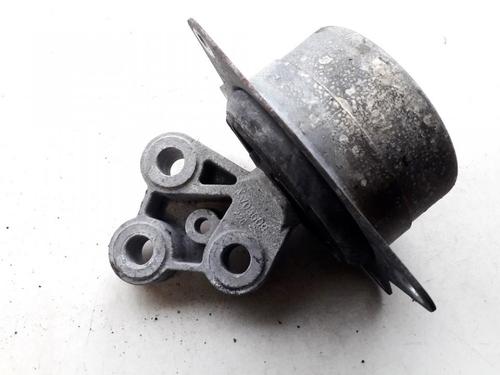 Used Engine mount Engine mount OPEL VECTRA C (Z02) 1.9 CDTI (F69) (120 hp) 33518296 33518296