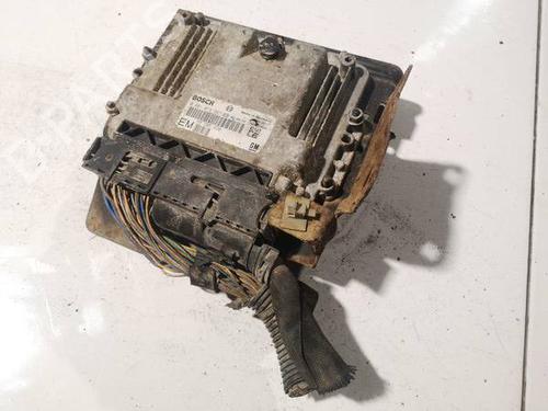 Used Engine control unit (ECU) Engine control unit (ECU) OPEL ZAFIRA / ZAFIRA FAMILY B (A05) 1.9 CDTI (M75) (150 hp) 32562528 32562528