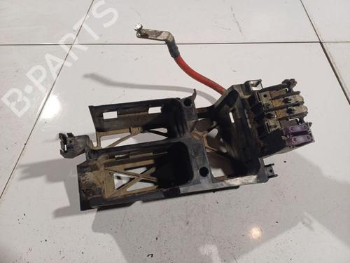 Fuse box OPEL ASTRA H (A04) 1.9 CDTI (L48) | BP32563131E1
