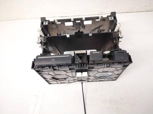 Used Cup/Object holder Cup/Object holder AUDI A3 (8P1) 1.6 (102 hp) 35388565 35388565