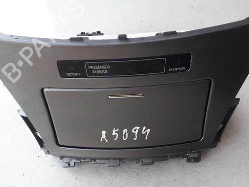 Cinzeiro Cinzeiro TOYOTA AVENSIS Saloon (_T27_) 1.8 VVT-i (ZRT271_, ZRT271R) (147 hp) 35856087 35856087