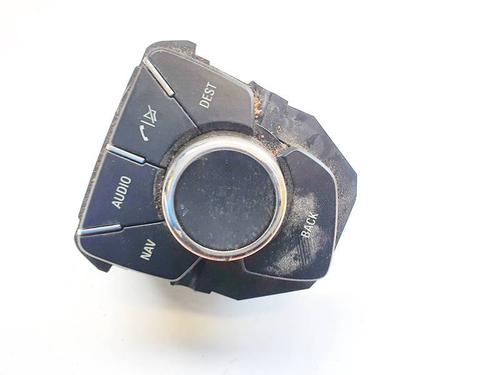 Used Steering wheel controls Steering wheel controls 35226482 35226482
