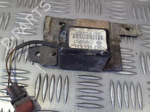 Used Electronic module Electronic module VW PASSAT B3/B4 Variant (3A5, 35I) 1.9 TD (75 hp) 33493155 33493155