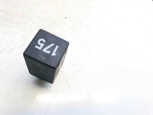 other-audi-a4-b5-8d2-1994-1995-1996-1997-1998-1999-2000-2001-32616550 main image