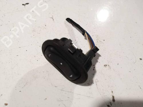 Used Switch Switch OPEL ZAFIRA A MPV (T98) 2.0 DTI 16V (F75) (101 hp) 32579569 32579569