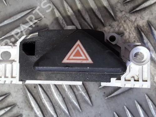 Used Warning switch Warning switch FORD FOCUS I (DAW, DBW) 1.8 Turbo DI / TDDi (90 hp) 35685577 35685577