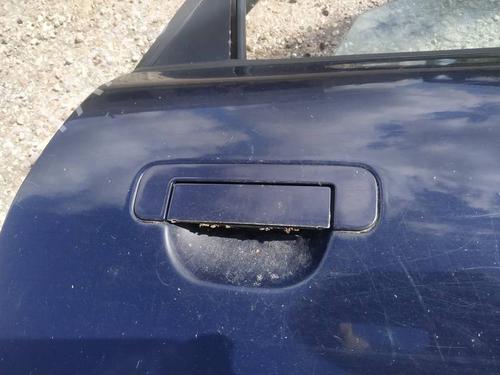 front-right-exterior-door-handle-audi-a4-b5-8d2-1994-1995-1996-1997-1998-1999-2000-2001-35249439 main image
