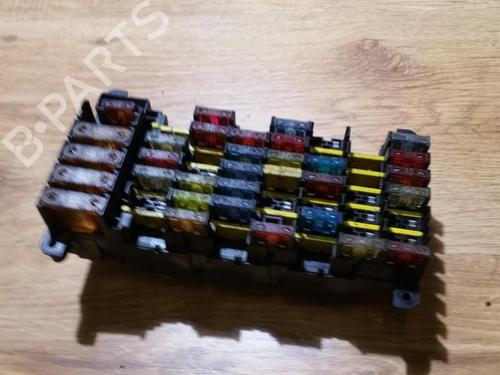 Used Fuse box Fuse box RENAULT SAFRANE I (B54_) 2.2 (B541) (107 hp) 33481279 33481279