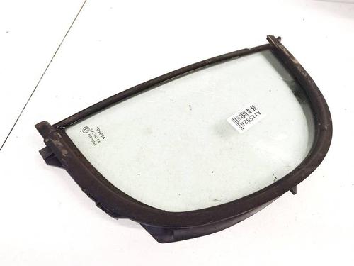 Used Rear left quarter glass Rear left quarter glass TOYOTA YARIS (_P1_) 1.0 (SCP10_, SCP10R) (65 hp) 40274820 40274820
