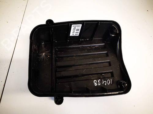 Used Air filter box Air filter box VW GOLF V (1K1) 1.6 (102 hp) 34975735 34975735