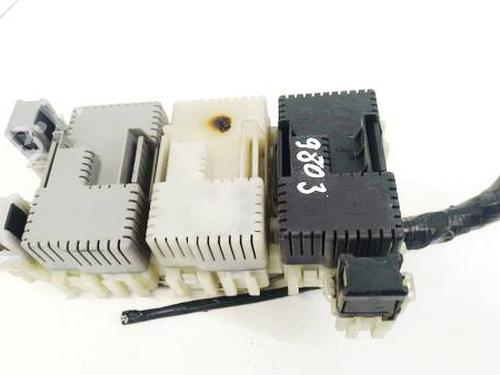 Used Fuse box FORD MONDEO IV (BA7) 2.0 TDCi (130 hp) 32601931