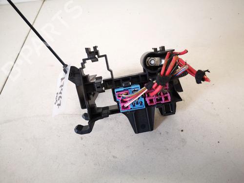 fuse-box-audi-a4-b8-8k2-2007-2008-2009-2010-2011-2012-2013-2014-2015-2016-2017-32906394 main image