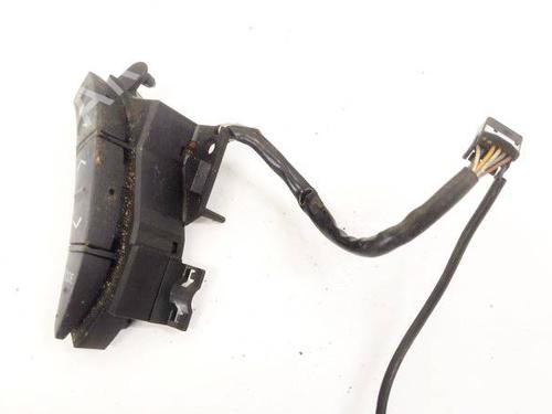 Used Steering wheel controls Steering wheel controls 35208865 35208865