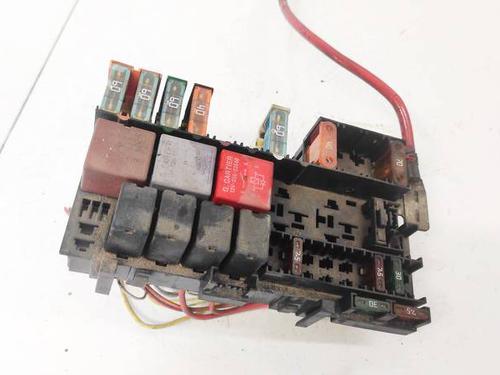 Used Fuse box Fuse box RENAULT SCÉNIC I MPV (JA0/1_, FA0_) 1.9 dCi (JA05, JA1F) (102 hp) 32950335 32950335