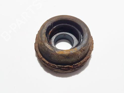 Used Engine mount Engine mount TOYOTA AVENSIS (_T25_) 2.0 D-4D (CDT250_, CDT250R) (116 hp) 33093598 33093598