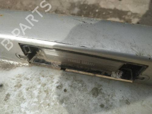 licence-plate-light-toyota-yaris-_p1_-1999-2000-2001-2002-2003-2004-2005-36455035 main image
