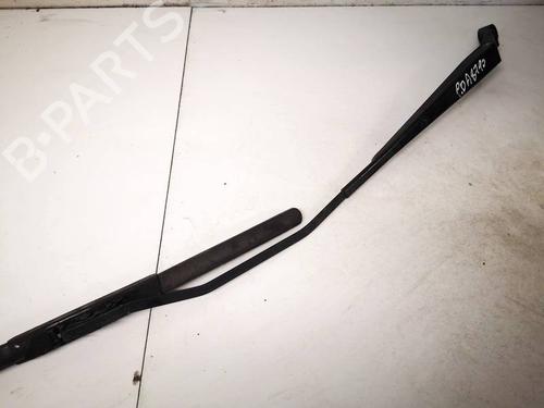 front-windshield-wiper-arm-daewoo-15i-1c4-1994-1995-32930193 main image