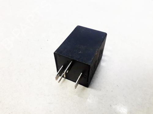 Used Electronic sensor Electronic sensor VW SHARAN (7M8, 7M9, 7M6) 1.9 TDI (90 hp) 33106642 33106642