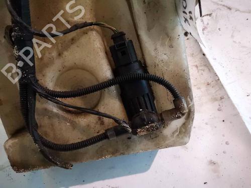 washer-pump-audi-a6-c6-4f2-2004-2005-2006-2007-2008-2009-2010-2011-35287782 main image