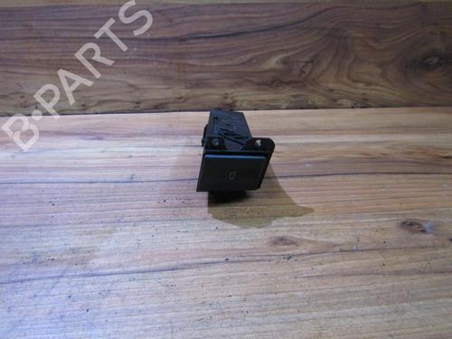 Portabicchieri Portabicchieri FORD MONDEO III (B5Y) 2.0 TDCi (130 hp) 35652317 35652317