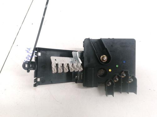 Used Fuse box Fuse box MERCEDES-BENZ E-CLASS (W211) E 200 CDI (211.004) (122 hp) 33091278 33091278
