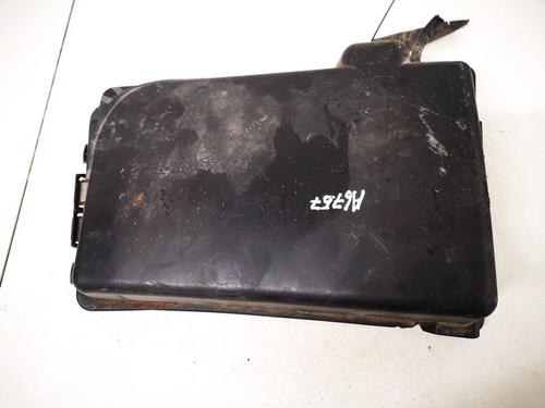 Used Fuse box Fuse box SEAT IBIZA III (6L1) 1.4 TDI (75 hp) 33083504 33083504