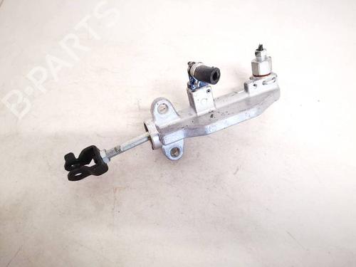 Used Clutch slave cylinder Clutch slave cylinder 35318865 35318865