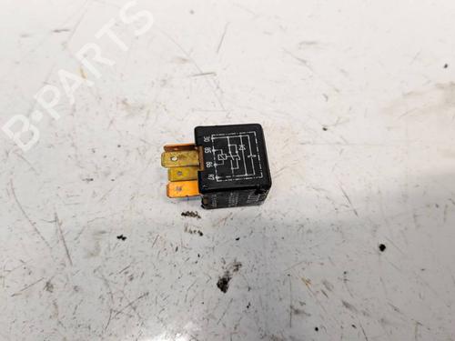 Used Electronic sensor Electronic sensor AUDI A4 B5 (8D2) 1.9 TDI (90 hp) 36524552 36524552
