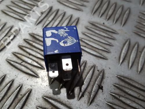 Used Electronic sensor Electronic sensor OPEL ASTRA G Hatchback (T98) 2.0 DTI 16V (F08, F48) (101 hp) 33497172 33497172