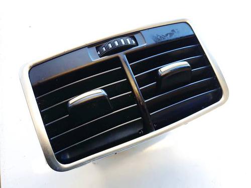 Used Air vent Air vent AUDI A4 B8 (8K2) 2.0 TDI (143 hp) 35832037 35832037