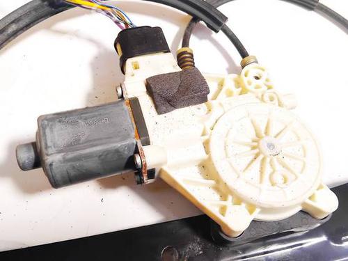 Used Right rear window motor Right rear window motor 35047510 35047510