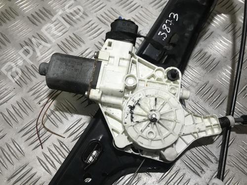 Used Right front window motor Right front window motor 35704346 35704346