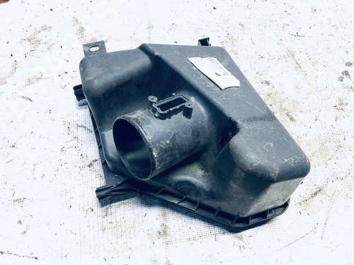 Luftfilter kasse Luftfilter kasse TOYOTA AVENSIS Saloon (_T27_) 2.0 D-4D (ADT270_, ADT270R) (126 hp) 35708702 35708702