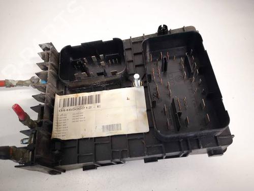 Used Fuse box Fuse box VW TOURAN (1T1, 1T2) 2.0 TDI 16V (140 hp) 32553840 32553840