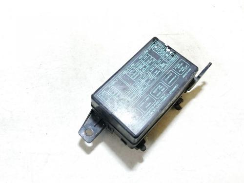 Used Fuse box Fuse box MITSUBISHI LANCER V (CB_A, CD_A, CE_A) 2.0 Diesel (CB8A) (68 hp) 33068207 33068207