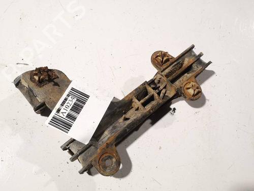 Used Rear bumper bracket Rear bumper bracket 35031639 35031639