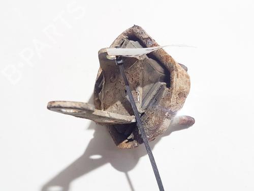 Used Engine mount Engine mount CITROËN XSARA (N1) 2.0 HDi 90 (90 hp) 33061681 33061681