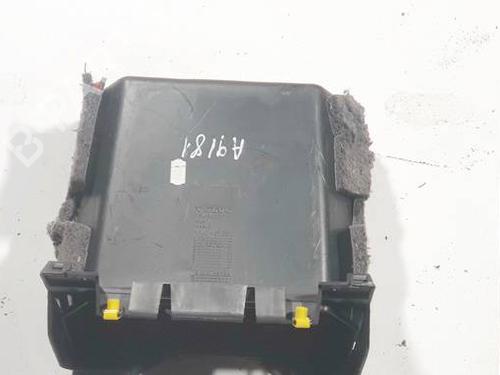 Used Glove box Glove box VOLVO V50 (545) 2.0 D (136 hp) 35228246 35228246