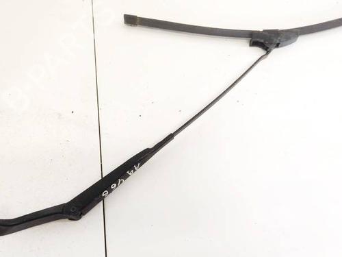 Scheibenwischer vorne für AUDI 100 C3 Saloon (443, 444) 2.0 D (70 hp) 32962386