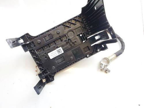 Used Fuse box Fuse box 37598495 37598495