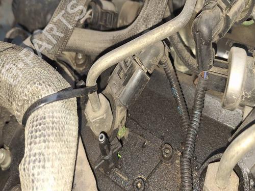 Used Injector Injector VW PHAETON (3D1, 3D2, 3D3, 3D4, 3D6, 3D7, 3D8, 3D9) 3.0 V6 TDI 4motion (224 hp) 40166559 40166559