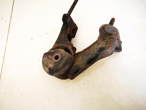 Used Engine mount Engine mount TOYOTA AVENSIS (_T25_) 2.0 D-4D (CDT250_, CDT250R) (116 hp) 32876509 32876509