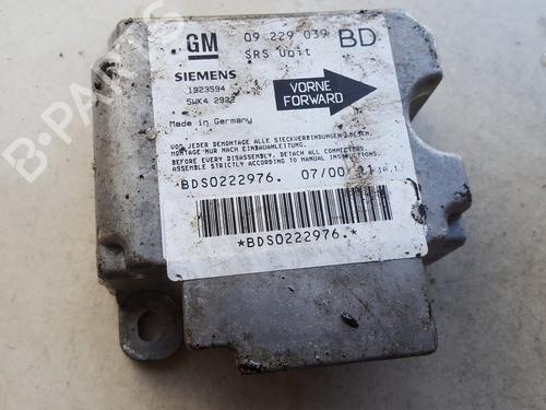 Centralina airbags Centralina airbags 33517045 33517045