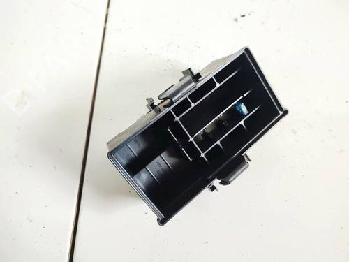 Used Fuse box FORD TRANSIT Van (FA_ _) 2.0 DI (FAE_, FAF_, FAG_) (75 hp) 32586261