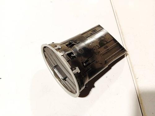 air-vent-ford-focus-ii-da_-hcp-dp-2004-2005-2006-2007-2008-2009-2010-2011-2012-2013-32558779 main image