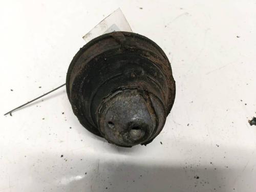 Used Engine mount Engine mount VOLVO V70 I (875, 876) 2.5 TDI (140 hp) 32568534 32568534