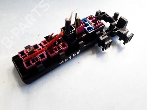 Used Fuse box Fuse box SKODA OCTAVIA II (1Z3) 1.9 TDI (105 hp) 33106180 33106180