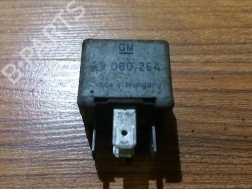 Used Electronic sensor Electronic sensor OPEL VECTRA B (J96) 2.0 i (F19) (112 hp) 33519918 33519918