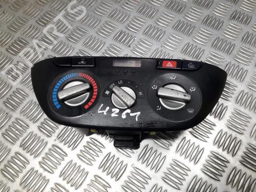 Used Climate control Climate control TOYOTA RAV 4 II (_A2_) 1.8 (ZCA25_, ZCA26_, ZCA25W, ZCA26W) (125 hp) 35705838 35705838